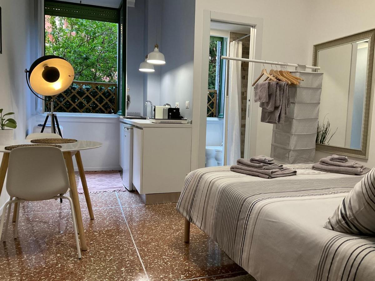 Studio 25 Apartment - Near Metro M3 ميلان المظهر الخارجي الصورة