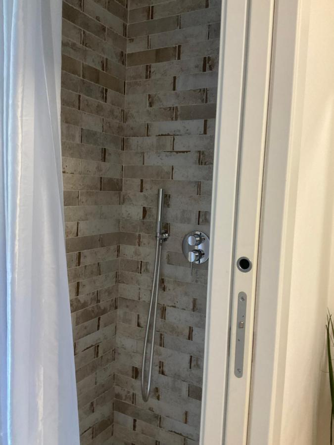Studio 25 Apartment - Near Metro M3 ميلان المظهر الخارجي الصورة
