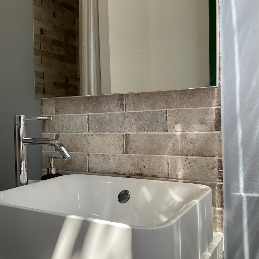 Studio 25 Apartment - Near Metro M3 ميلان المظهر الخارجي الصورة