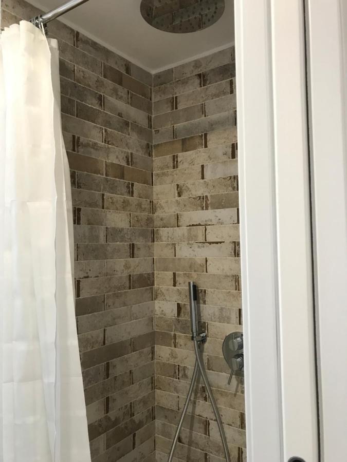 Studio 25 Apartment - Near Metro M3 ميلان المظهر الخارجي الصورة